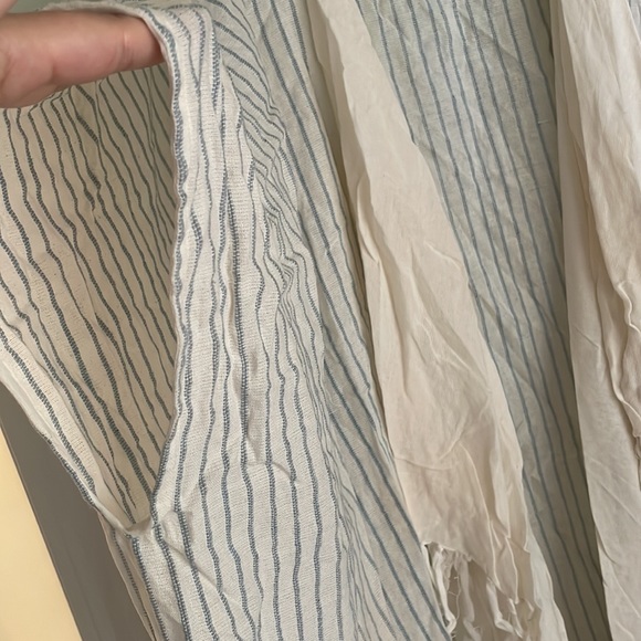 Long cover up - Picture 3 of 8